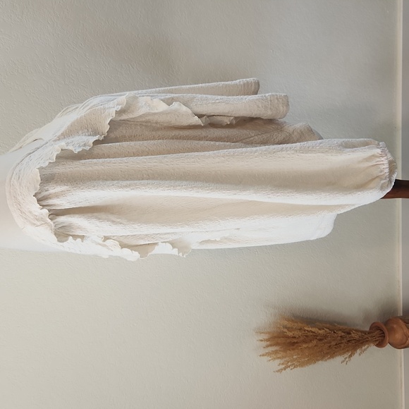 Free Peoplw Elegant Cream Ruffle Blouse - Picture 4 of 7